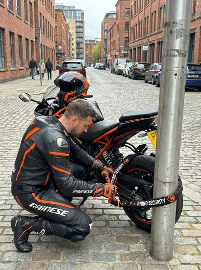 Rhino Security ART 4 Motorslot / Scooterslot &ndash; 120 cm Kettingslot met Loop &ndash; Exclusive Line &ndash; ART Gekeurd 